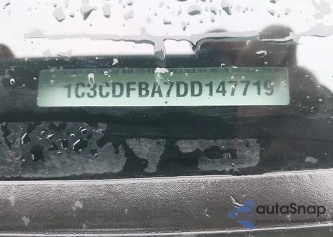 2013 Dodge Dart Sxt z USA, uszkodzony, nr VIN 1C3CDFBA7DD147719